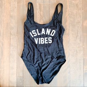 One piece woman’s bathingsuit